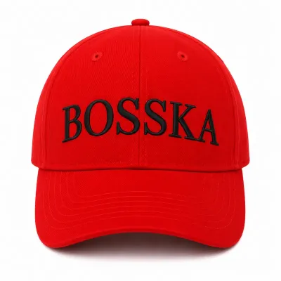 Czapka bawełniana BOSSKA -  czerwona z czarnym napisem