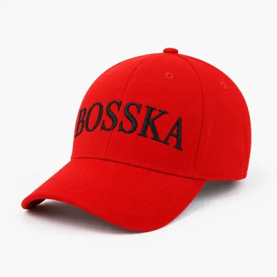 Czapka bawełniana BOSSKA -  czerwona z czarnym napisem