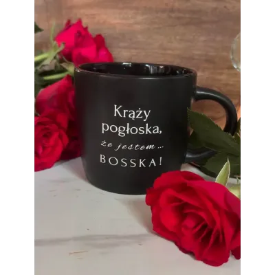 Kubek - Krąży pogłoska że jestem BOSSKA! - czarny