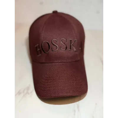 Czapka z daszkiem  BOSSKA -  czekoladowa